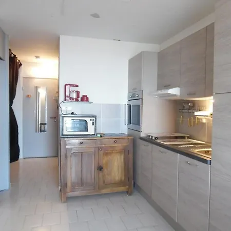 Vue Avec Parking, Sud - Fr-1-696-113